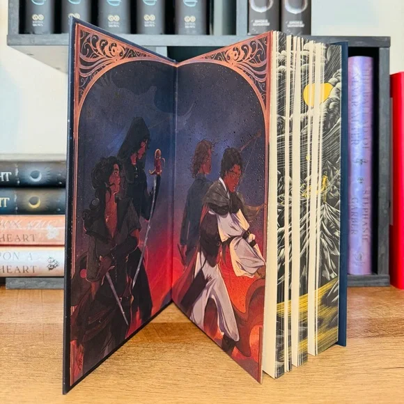 Fairyloot Exclusive Edition HEIR by Sabba Tahir - Picture 5 of 14